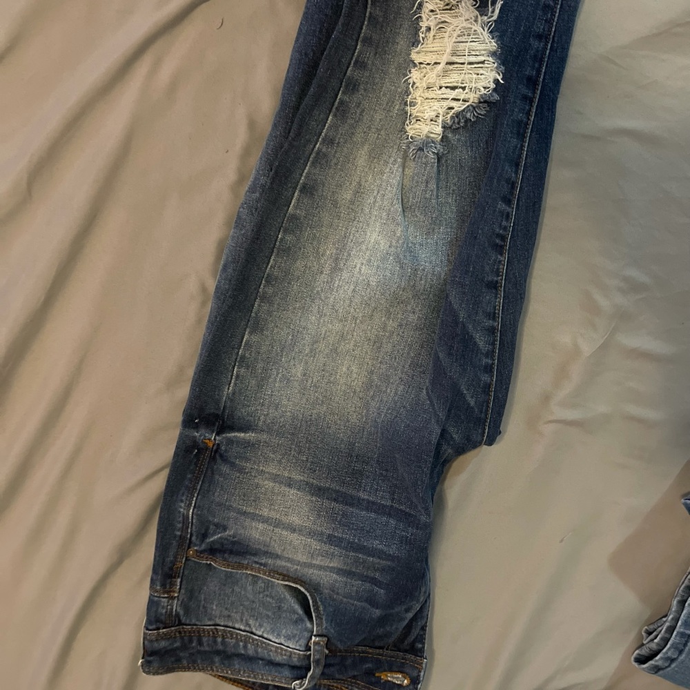 Forever 21 ripped denim jeans